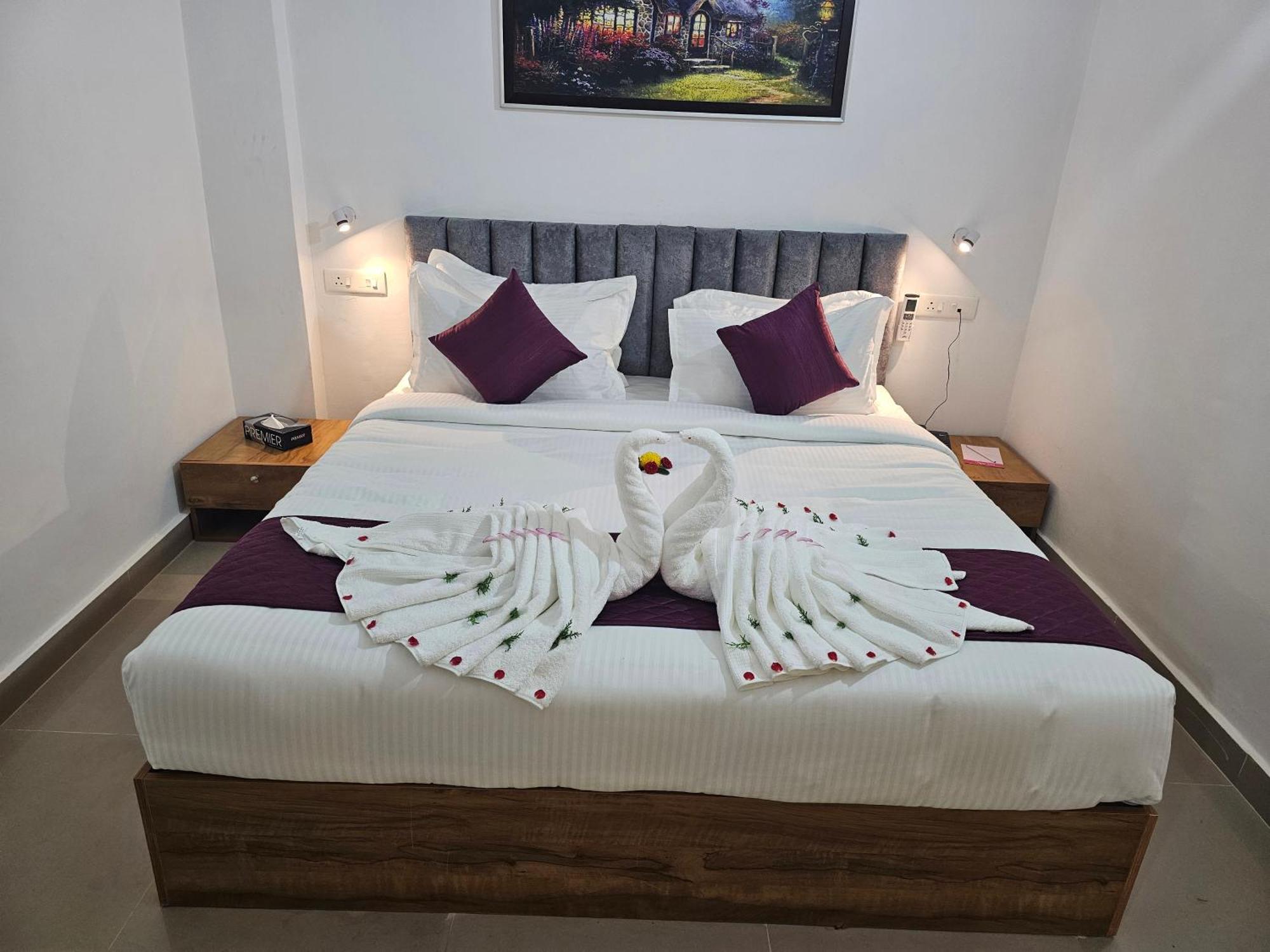 Ayoor Pearl Residency酒店 外观 照片