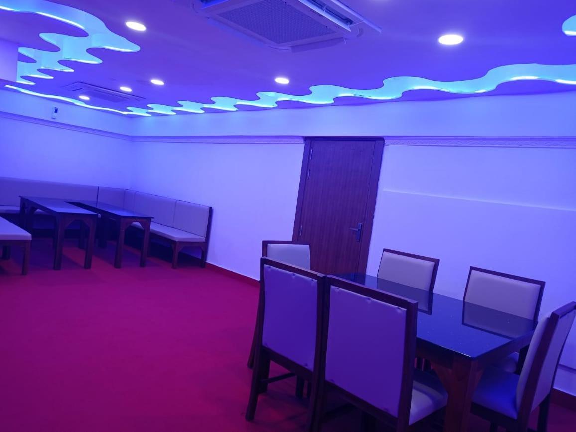 Ayoor Pearl Residency酒店 外观 照片